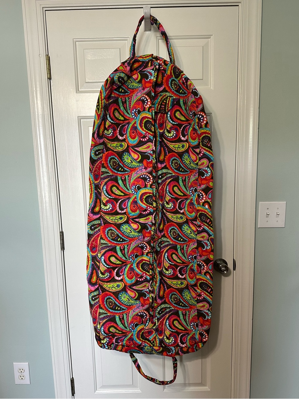 Buckhead Bettie’s Quilted Garment Bag